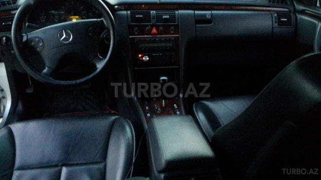 Mercedes E 270 2000, 415,229 km - 2.7 l - Bakı