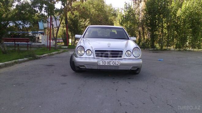 Mercedes E 230 1996, 416,000 km - 2.3 l - Bakı