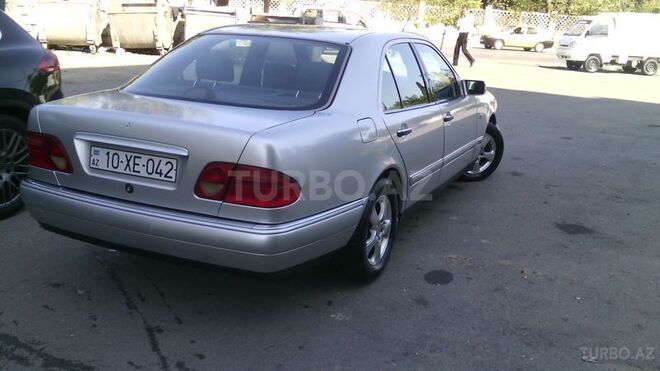 Mercedes E 230 1996, 416,000 km - 2.3 l - Bakı