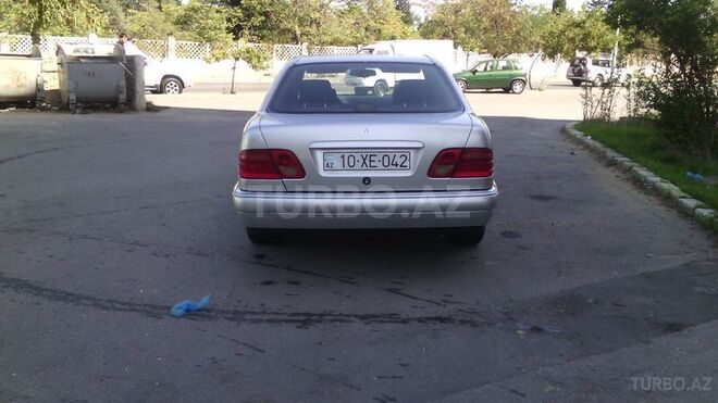 Mercedes E 230 1996, 416,000 km - 2.3 l - Bakı
