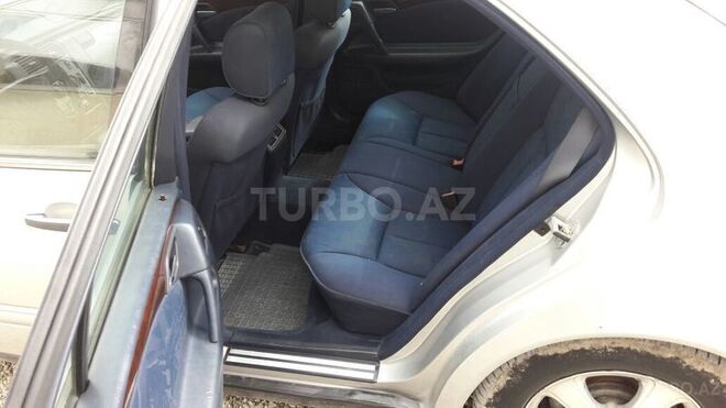 Mercedes E 230 1996, 416,000 km - 2.3 l - Bakı