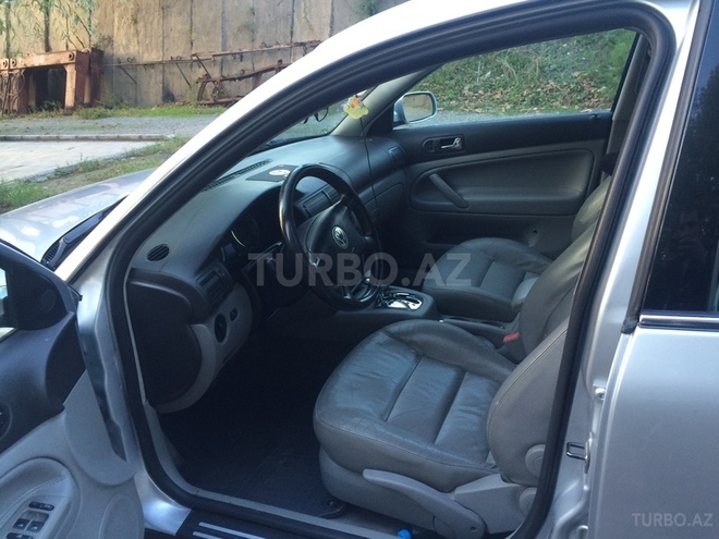 Volkswagen Passat 2003, 16,845 km - 1.8 l - Bərdə