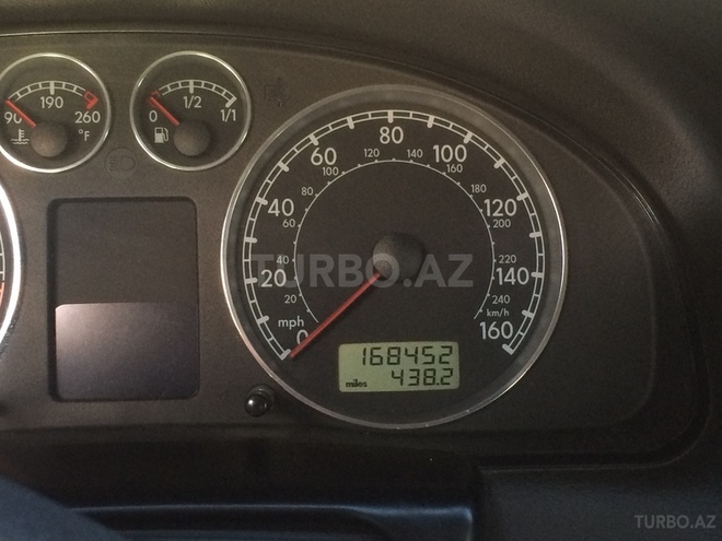 Volkswagen Passat 2003, 16,845 km - 1.8 l - Bərdə