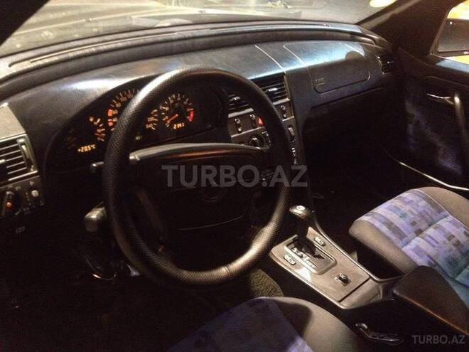 Mercedes C 200 1996, 300,000 km - 2.0 l - Bakı
