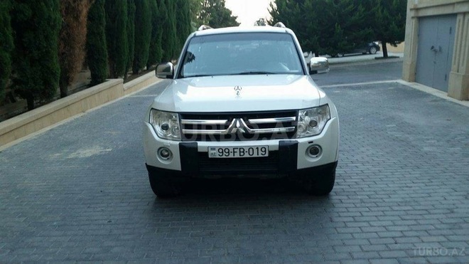 Mitsubishi Pajero 2009, 185,000 km - 3.0 l - Bakı