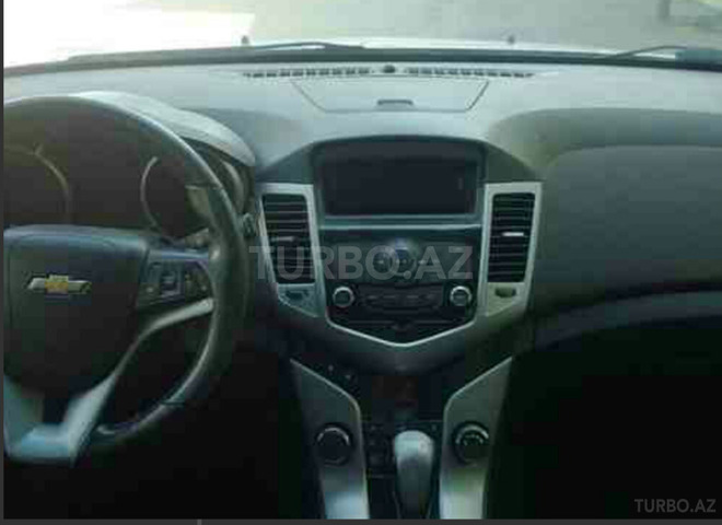 Chevrolet Cruze 2012, 68,000 km - 2.0 l - Liman