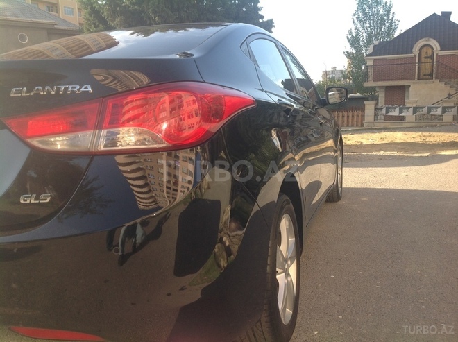 Hyundai Elantra 2011, 83,500 km - 1.8 л - Bakı