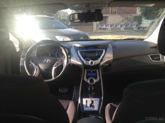 Hyundai Elantra 2011, 83,500 km - 1.8 л - Bakı