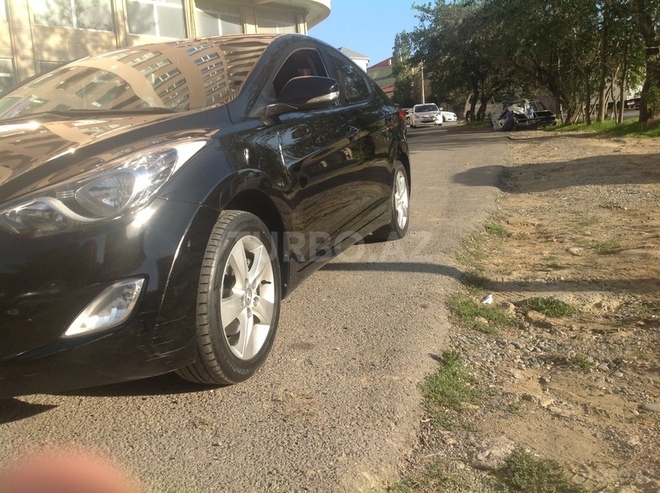 Hyundai Elantra 2011, 83,500 km - 1.8 л - Bakı