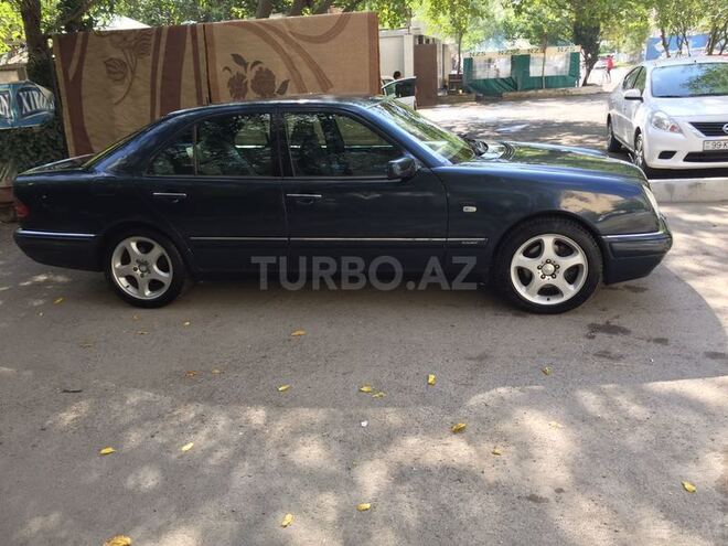 Mercedes E 320 1997, 380,000 km - 0.3 л - Bakı