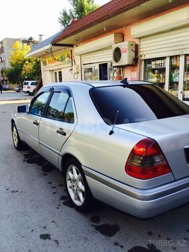 Mercedes C 220 1994, 300,000 km - 2.2 l - Bakı