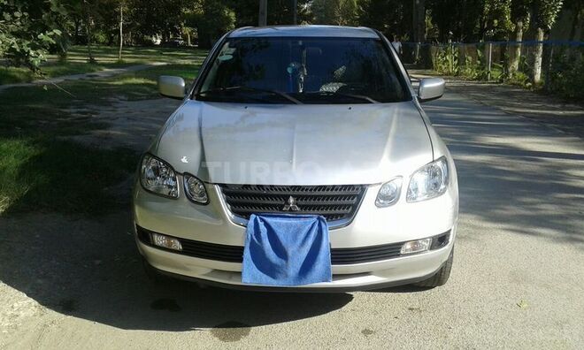 Mitsubishi Airtrek 2002, 218,000 km - 2.0 l - Mingəçevir