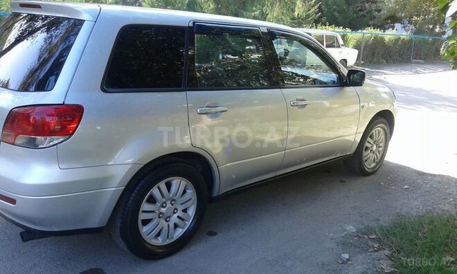 Mitsubishi Airtrek 2002, 218,000 km - 2.0 l - Mingəçevir
