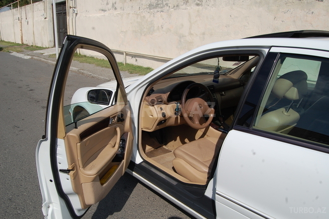 Mercedes C 240 2000, 32,000 km - 2.6 l - Oğuz