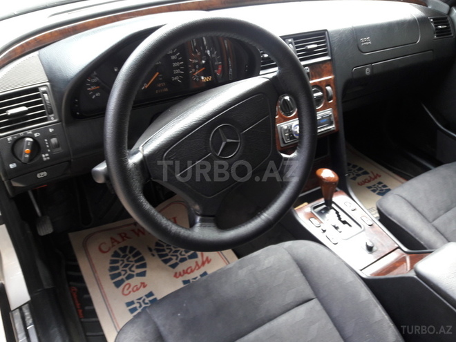 Mercedes C 180 1995, 200,000 km - 1.8 l - Bakı