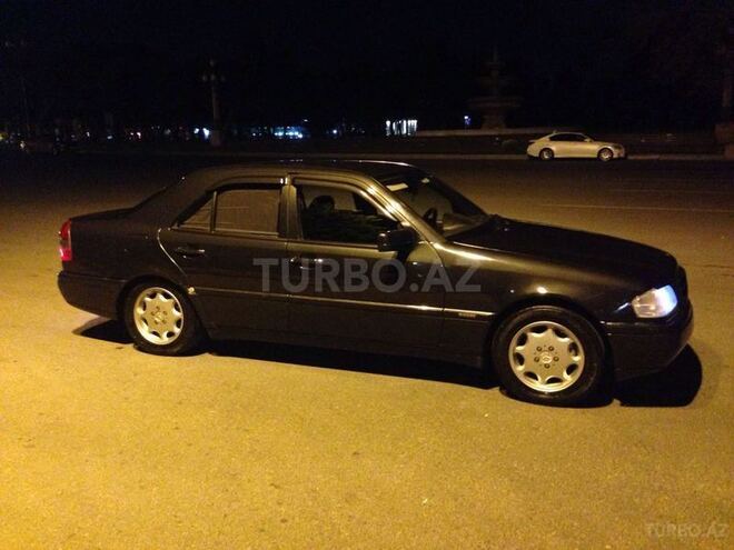 Mercedes C 180 1995, 250,000 km - 2.2 l - Bakı