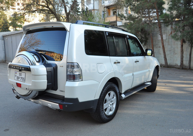 Mitsubishi Pajero 2007, 182,000 km - 3.0 л - Bakı