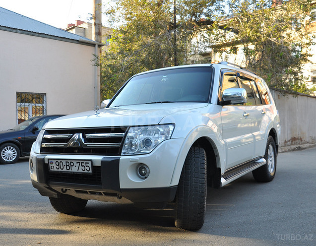 Mitsubishi Pajero 2007, 182,000 km - 3.0 л - Bakı