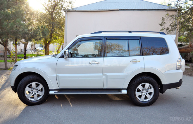 Mitsubishi Pajero 2007, 182,000 km - 3.0 л - Bakı