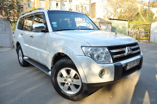 Mitsubishi Pajero 2007, 182,000 km - 3.0 л - Bakı