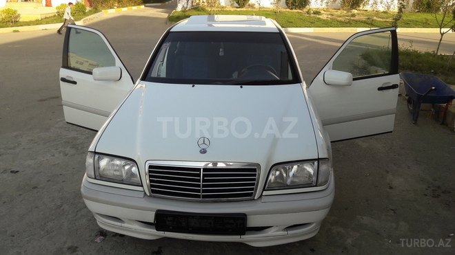 Mercedes C 200 1998, 228,000 km - 2.0 l - Bakı