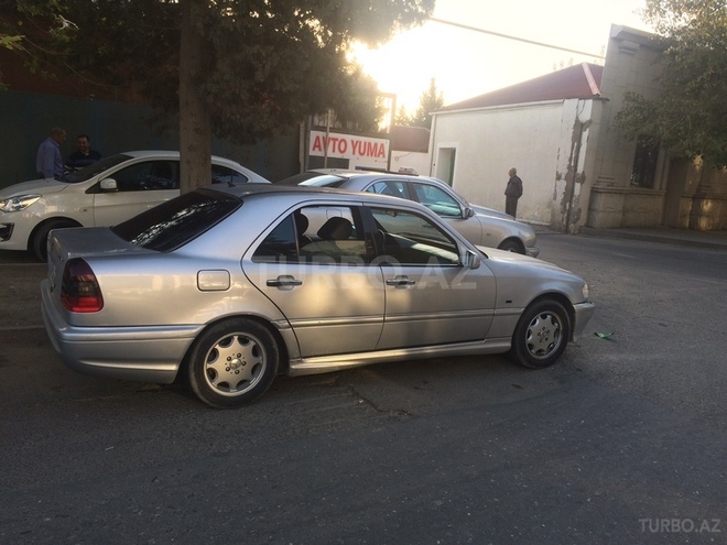 Mercedes C 280 1997, 25,600 km - 2.8 l - Bakı