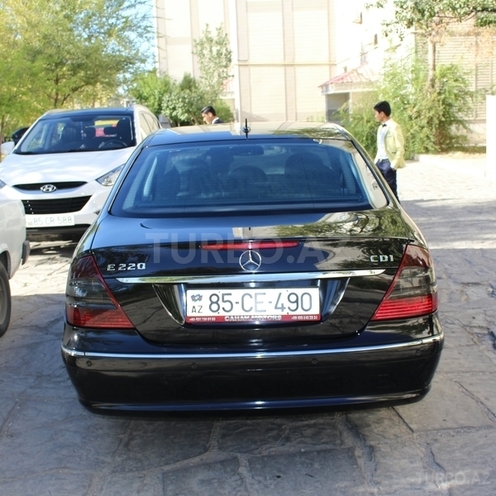 Mercedes E 220 2006, 250,000 km - 2.2 l - Naxçıvan