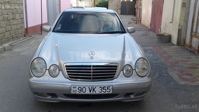 Mercedes E 240 2001, 200,000 km - 2.6 л - Bakı