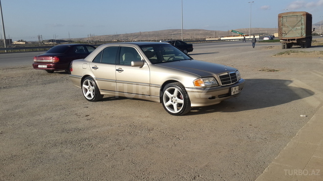 Mercedes C 230 1999, 175,000 km - 2.3 l - Bakı
