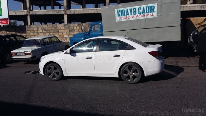 Chevrolet Cruze 2011, 200,000 km - 1.6 л - Bakı