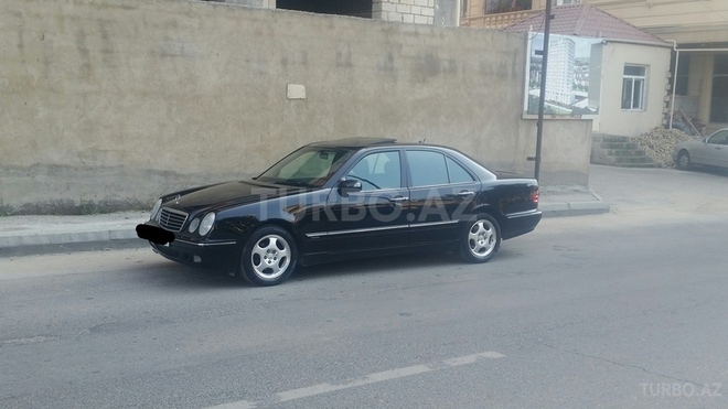 Mercedes E 240 2001, 222,000 km - 2.6 l - Bakı