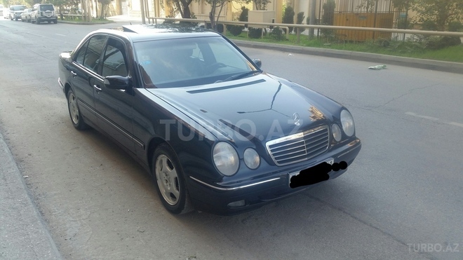 Mercedes E 240 2001, 222,000 km - 2.6 l - Bakı