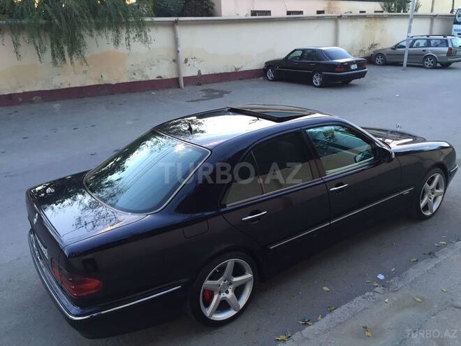 Mercedes E 240 2001, 204,800 km - 2.4 л - Bakı