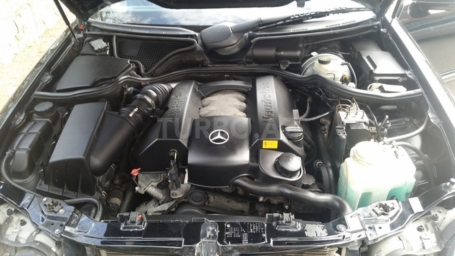 Mercedes E 240 2001, 222,000 km - 2.6 l - Bakı