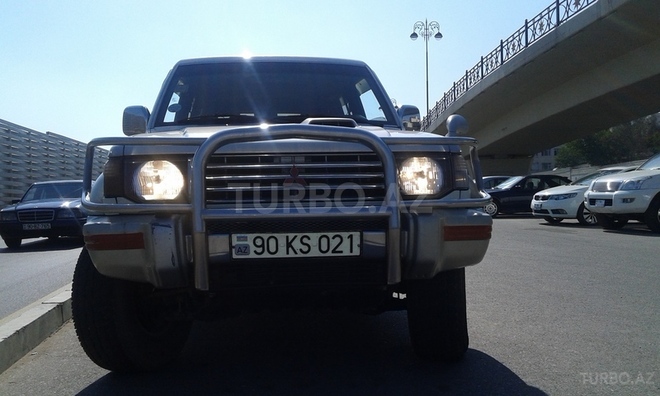 Mitsubishi Pajero 1995, 293,770 km - 2.8 л - Bakı