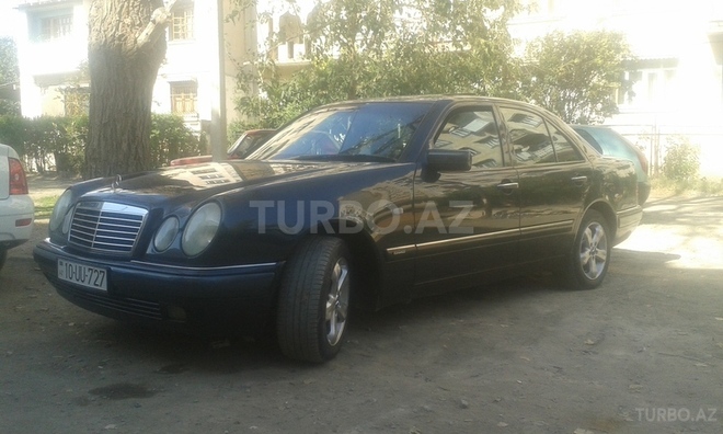 Mercedes  1996, 332,700 km - 2.3 l - Gəncə
