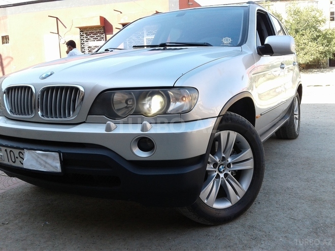 BMW X5 2001, 300,000 km - 4.4 l - Bakı