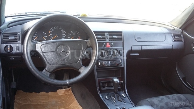 Mercedes C 180 1997, 247,541 km - 1.8 l - Bakı