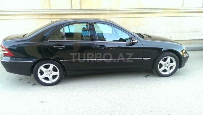 Mercedes C 320 2000, 304,578 km - 3.2 l - Bakı