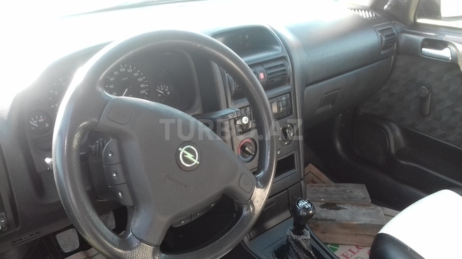Opel Astra 1998, 215,000 km - 1.6 l - Bakı