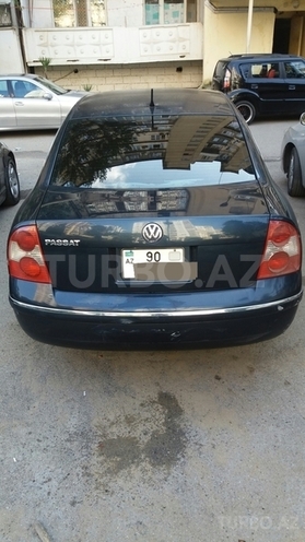 Volkswagen Passat 2004, 143,500 km - 1.8 l - Bakı