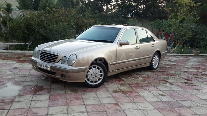 Mercedes E 240 2000, 220,000 km - 2.6 л - Bakı