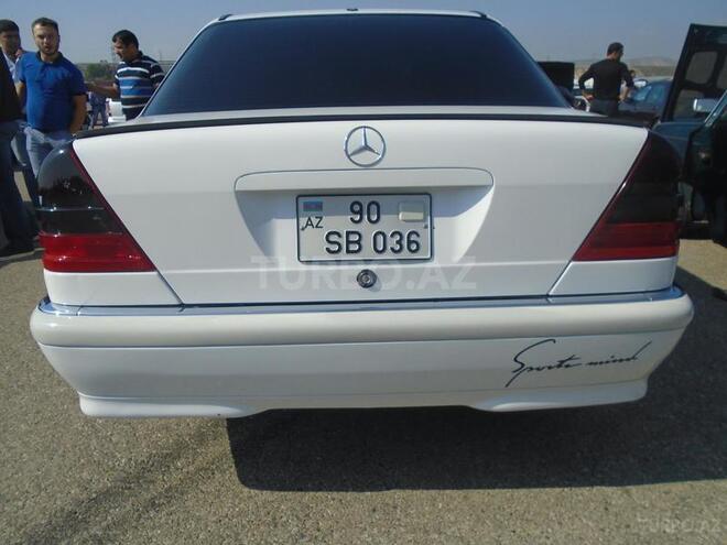 Mercedes C 230 1999, 194,000 km - 2.3 l - Bakı