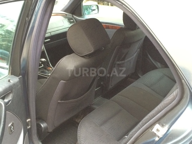 Mercedes C 240 1998, 276,550 km - 2.4 l - Bakı