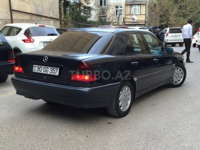 Mercedes C 240 1998, 276,550 km - 2.4 l - Bakı