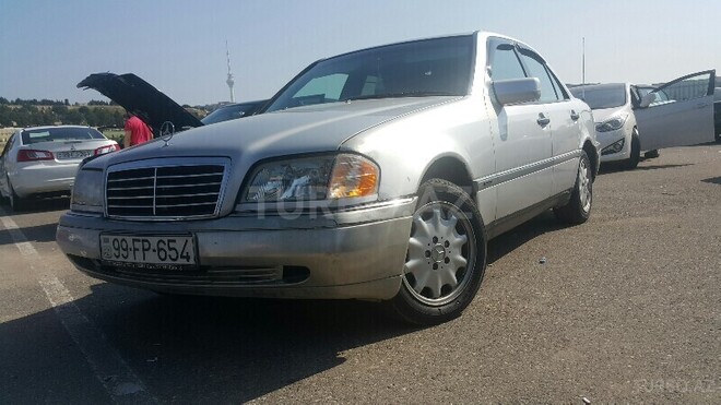 Mercedes C 180 1997, 230,000 km - 1.8 l - Bakı