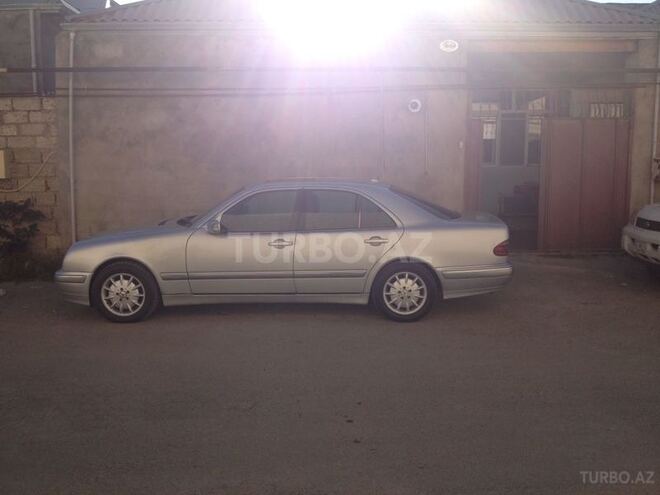 Mercedes E 320 2001, 360,000 km - 3.2 л - Bakı