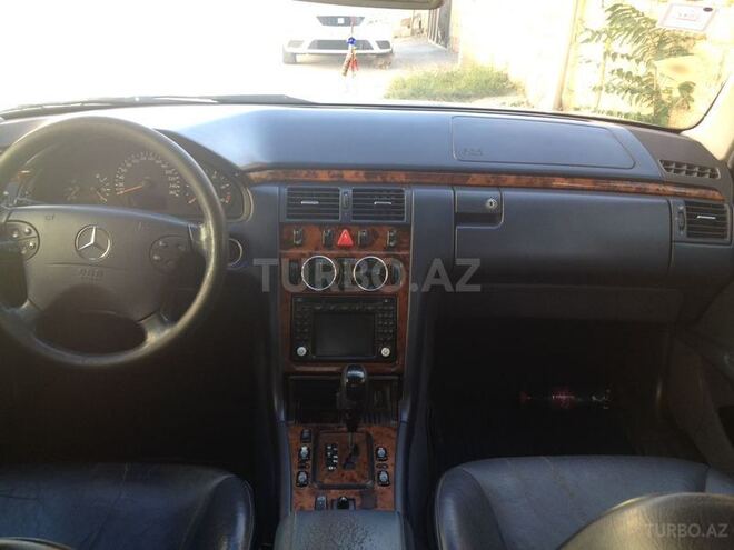 Mercedes E 320 2001, 360,000 km - 3.2 л - Bakı