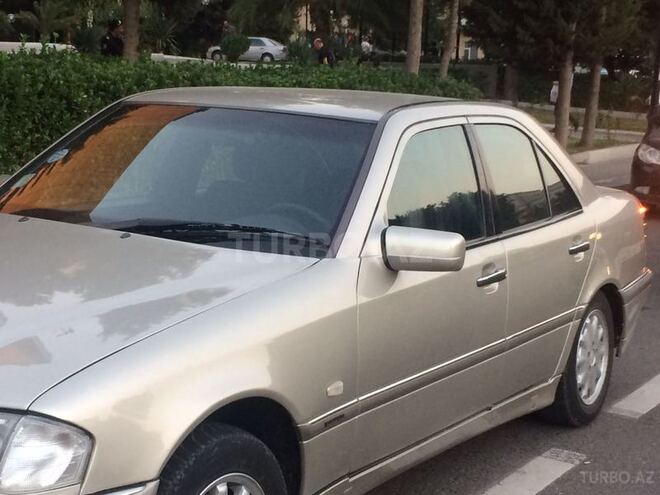 Mercedes C 180 1999, 268,000 km - 1.8 л - Bakı