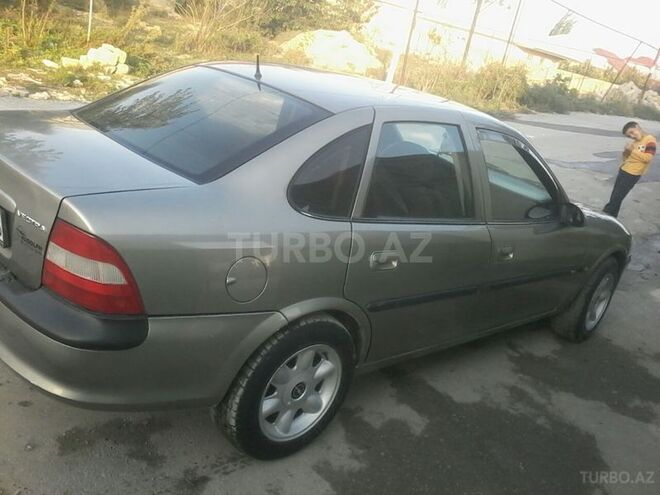 Opel Vectra 1997, 198,563 km - 1.8 l - Bakı